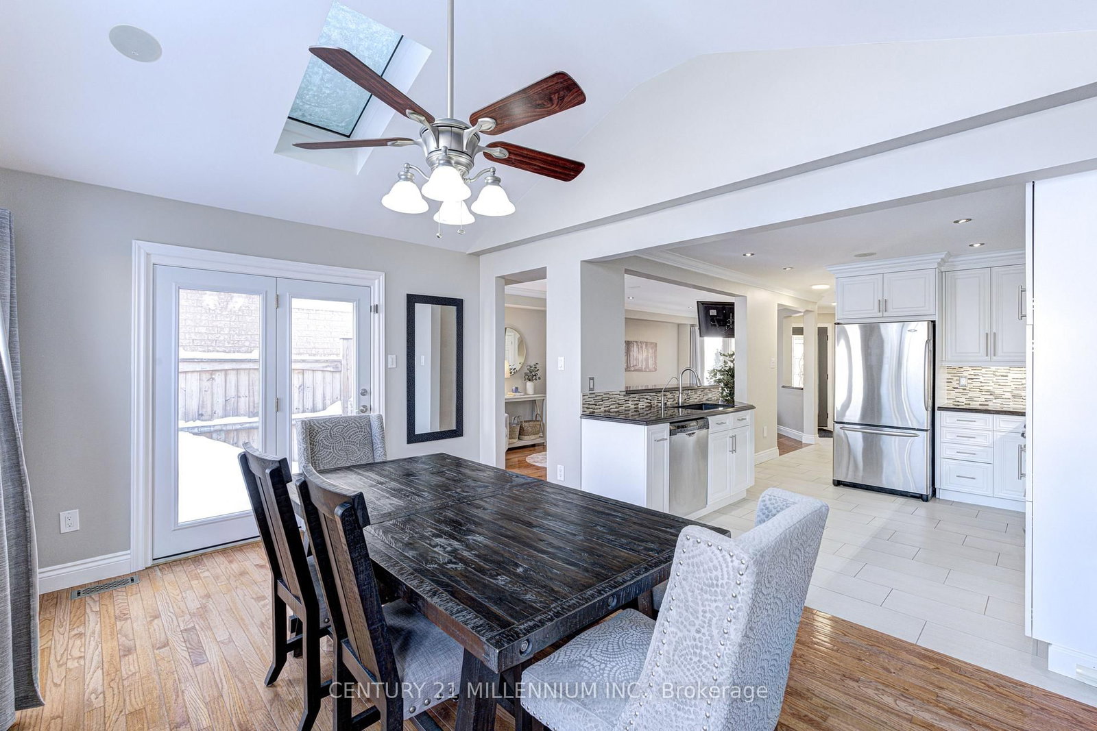 Detached House for sale at 88 Eaton Street, Halton Hills, Ontario, L7G 5T2 - Georgetown - MLS: W12739904