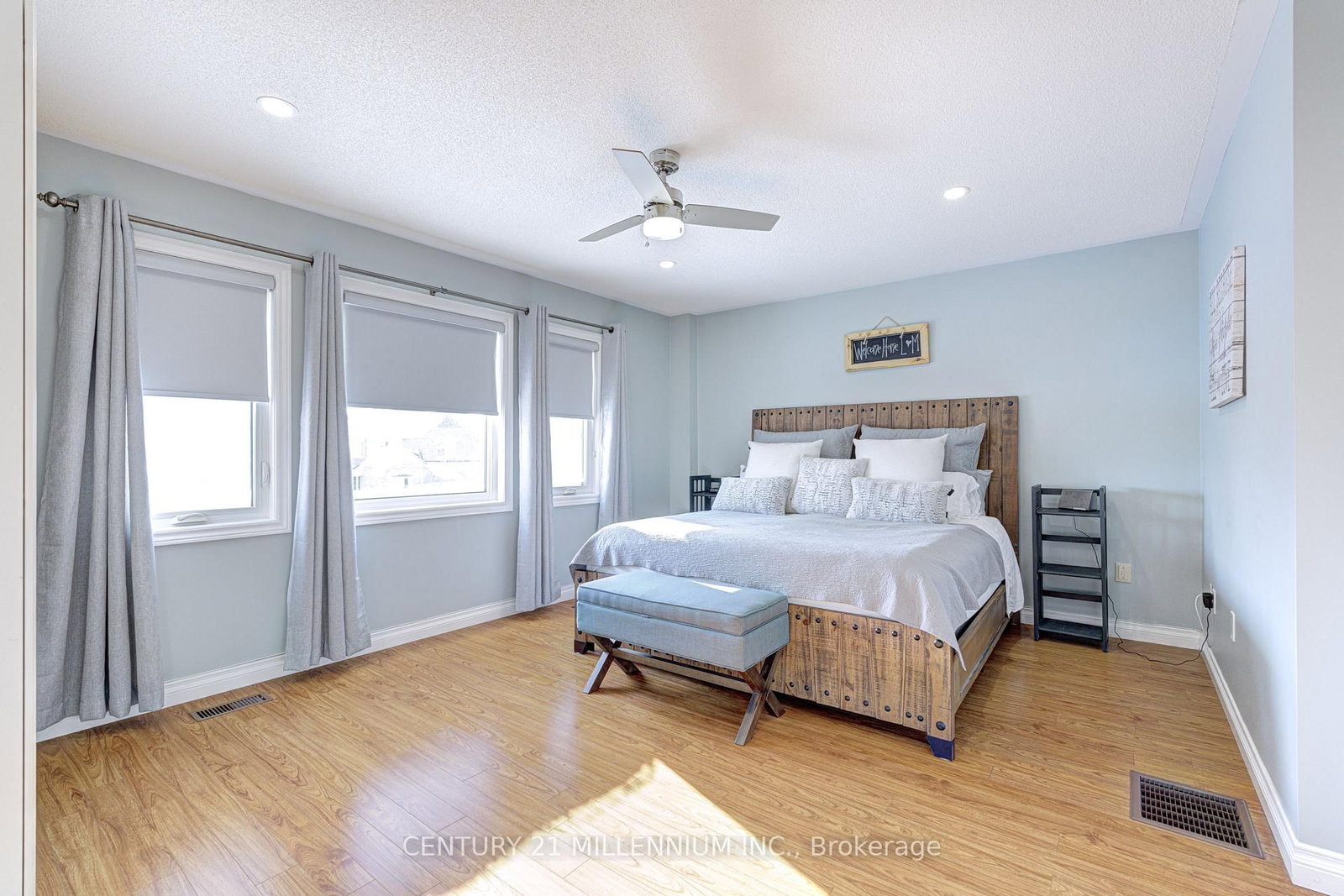 Detached House for sale at 88 Eaton Street, Halton Hills, Ontario, L7G 5T2 - Georgetown - MLS: W12739904