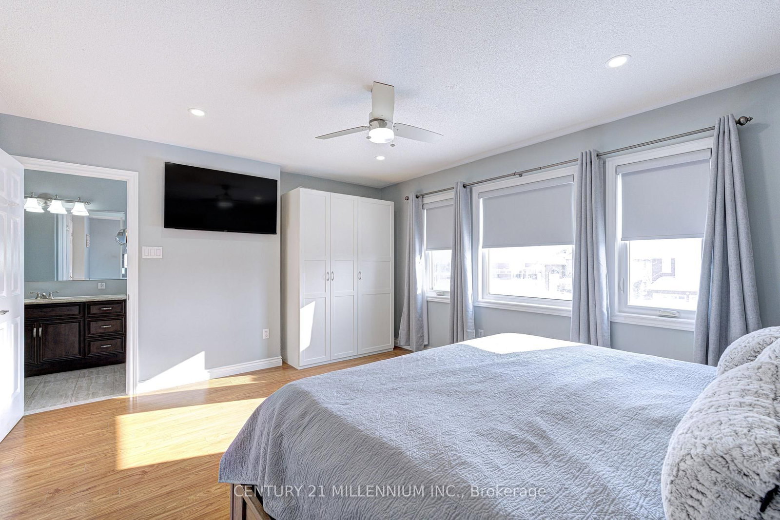 Detached House for sale at 88 Eaton Street, Halton Hills, Ontario, L7G 5T2 - Georgetown - MLS: W12739904