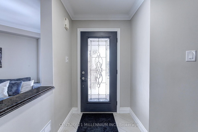 88 Eaton St, Halton Hills, L7G 5T2 | Image 3