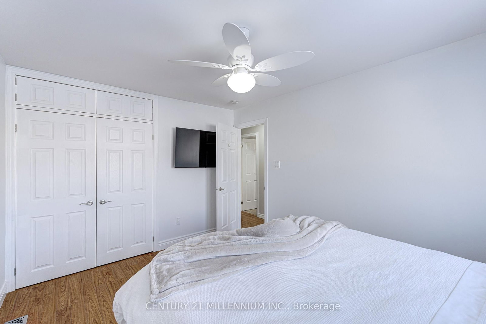 Detached House for sale at 88 Eaton Street, Halton Hills, Ontario, L7G 5T2 - Georgetown - MLS: W12739904