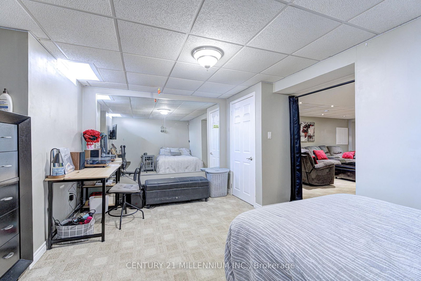 Detached House for sale at 88 Eaton Street, Halton Hills, Ontario, L7G 5T2 - Georgetown - MLS: W12739904