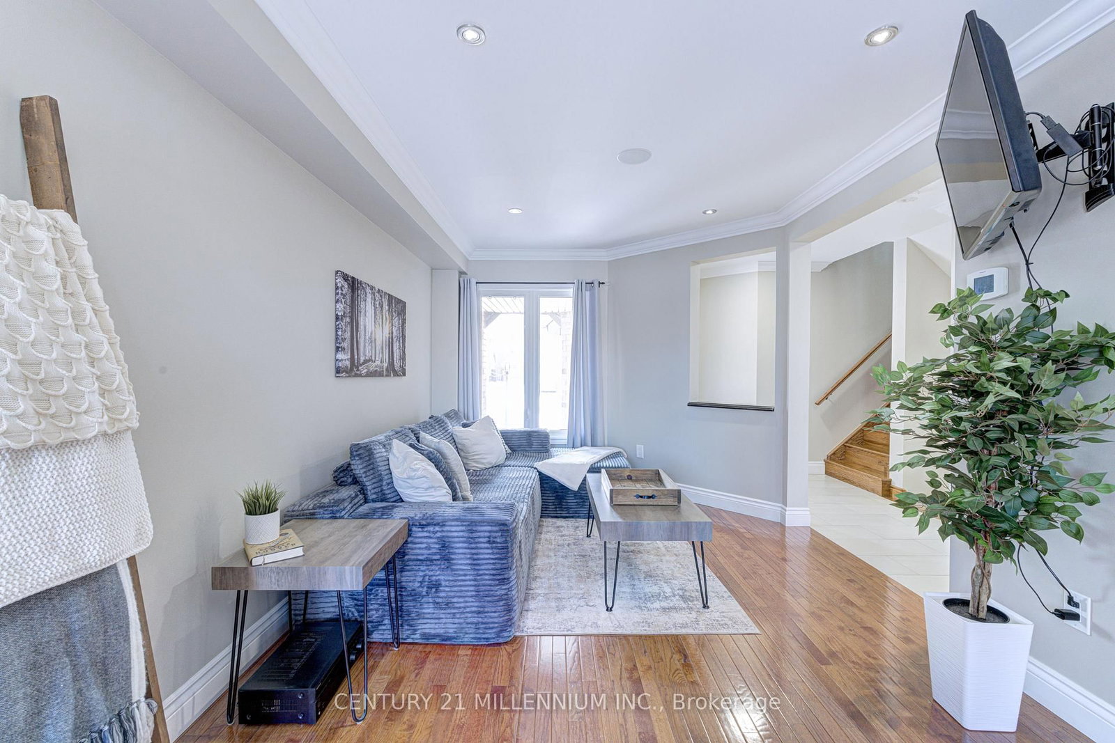 Detached House for sale at 88 Eaton Street, Halton Hills, Ontario, L7G 5T2 - Georgetown - MLS: W12739904