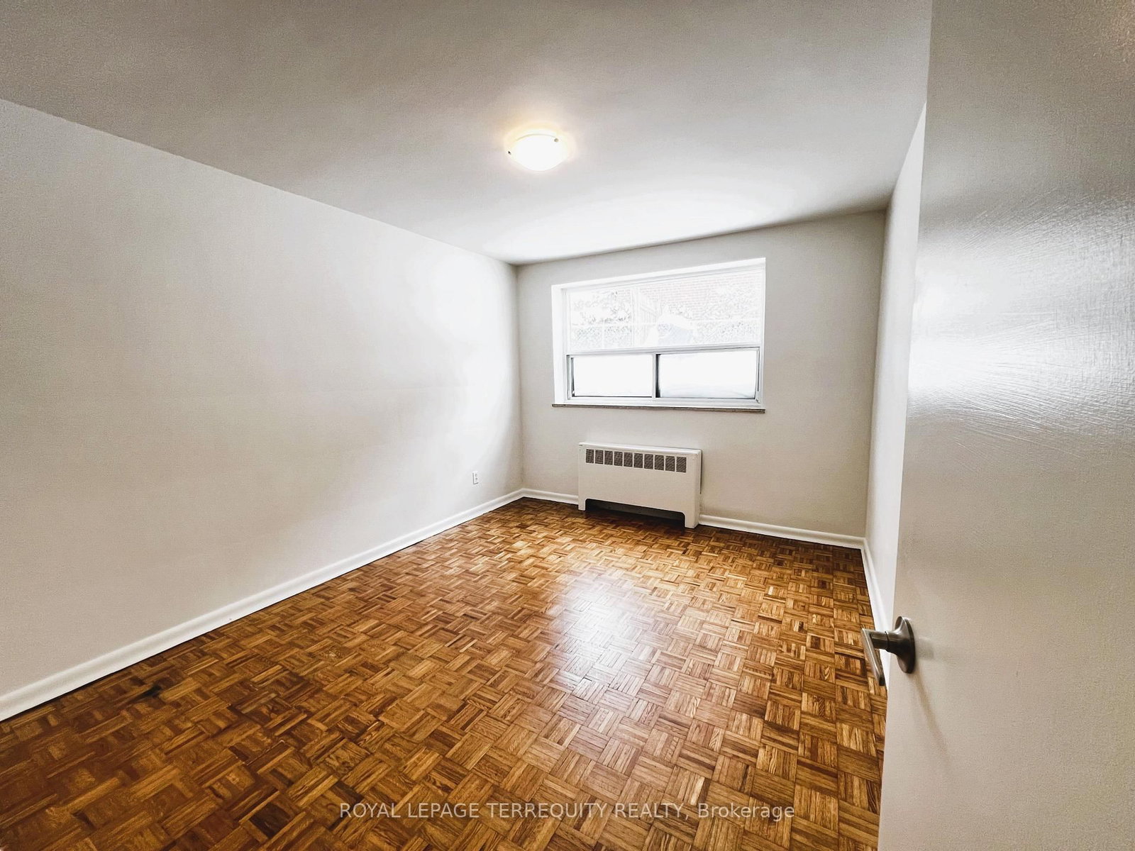 Semi-Detached House for lease at 3-39 Leduc Drive, Toronto, Ontario, M9W 2A8 - Rexdale-Kipling - MLS: W12740376