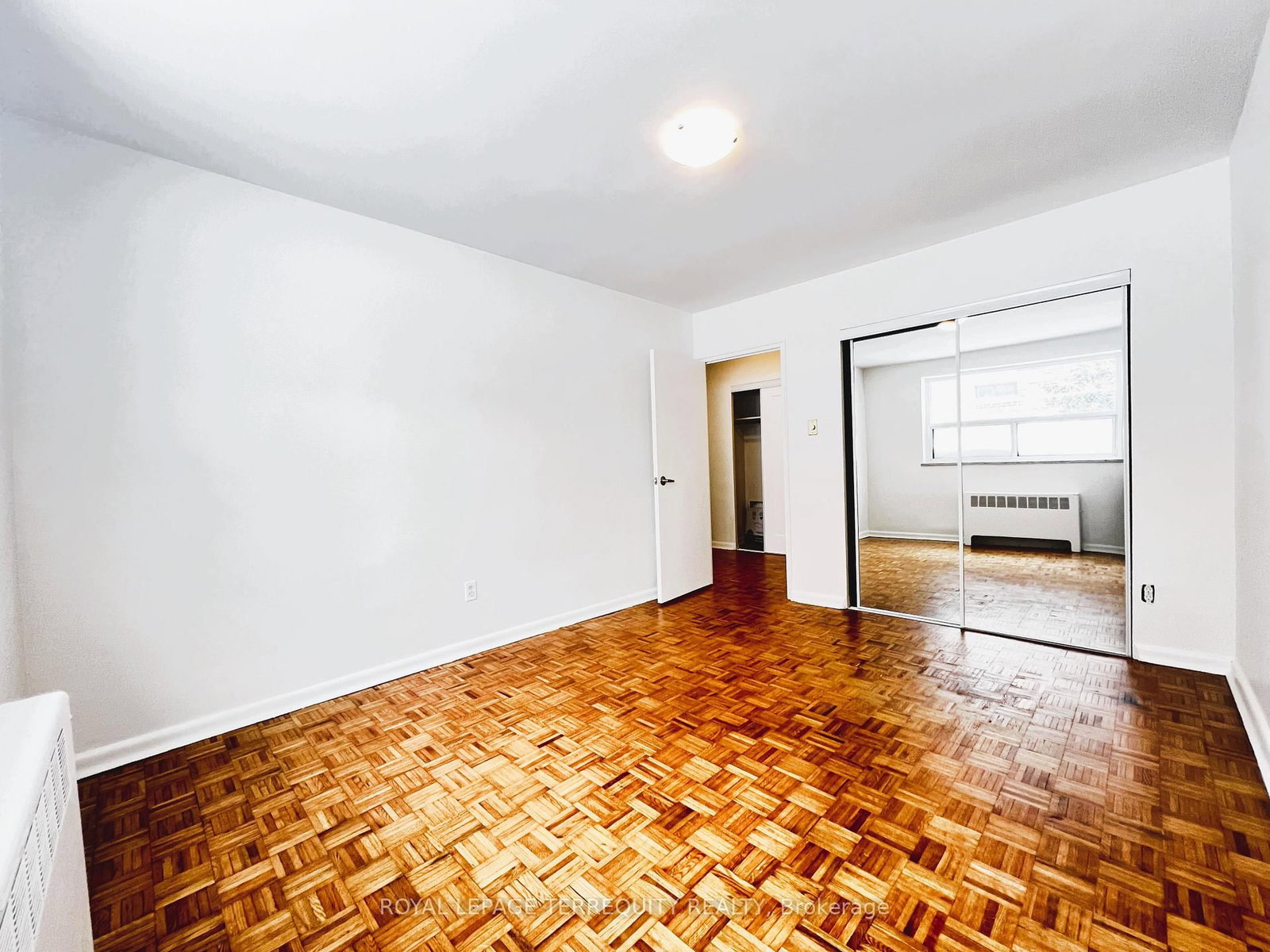 Semi-Detached House for lease at 3-39 Leduc Drive, Toronto, Ontario, M9W 2A8 - Rexdale-Kipling - MLS: W12740376