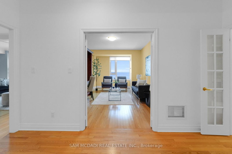 509 - 65 Port St E, Mississauga, L5G 4V3 | Image 2