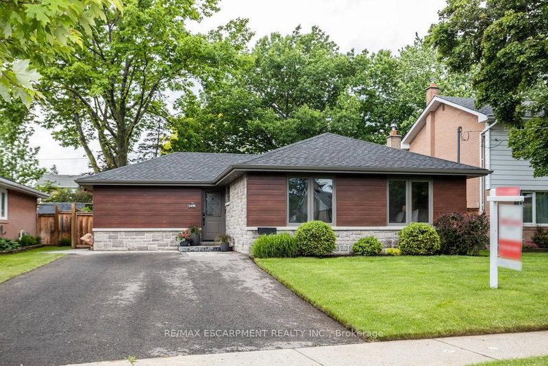 1491 Venta Ave, Mississauga, L4X 1C9 | Image 2