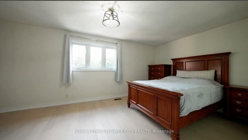 32 Payton Brampton,ON L6W 3Y9 — Photo 16