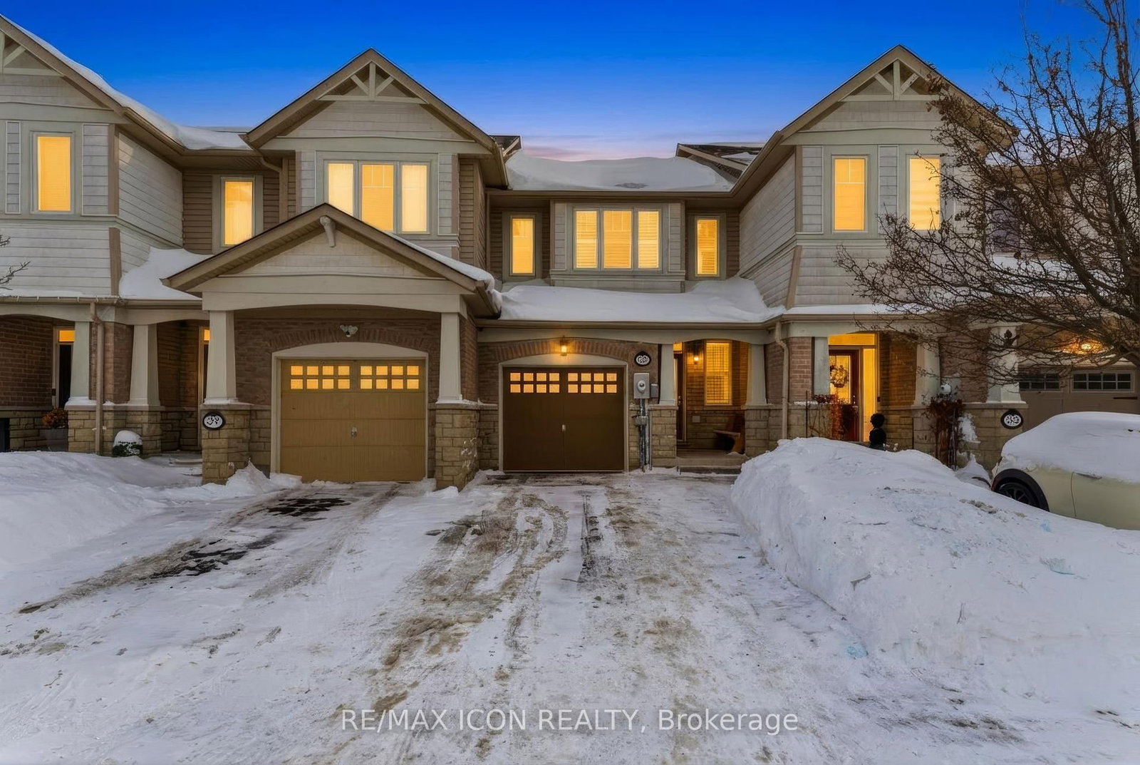 Townhouse sold at 35 Losino Street, Caledon, Ontario, L7C 3N2 - Rural Caledon - MLS: W12740970