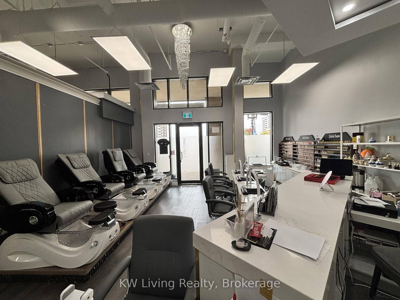 3469 Weston Rd, Toronto, M9M 0G4 | Image 3