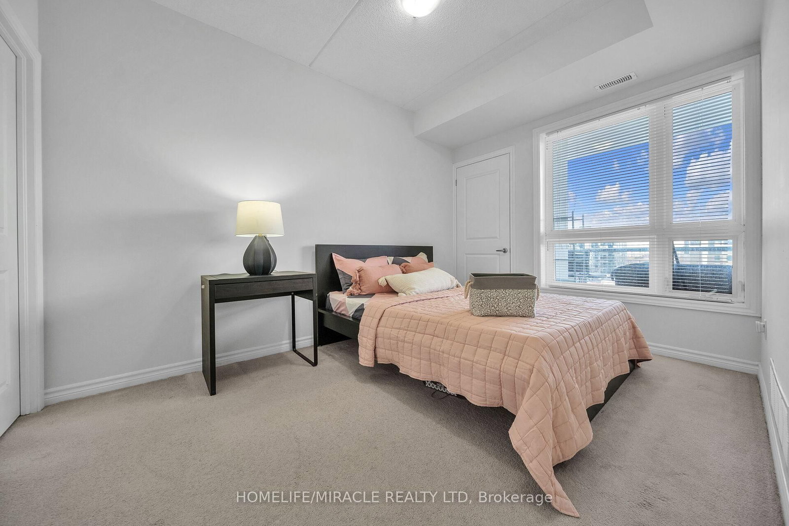 Condo for sale at 420-640 Sauve Street, Milton, Ontario, L9T 9A7 - Beaty - MLS: W12741018