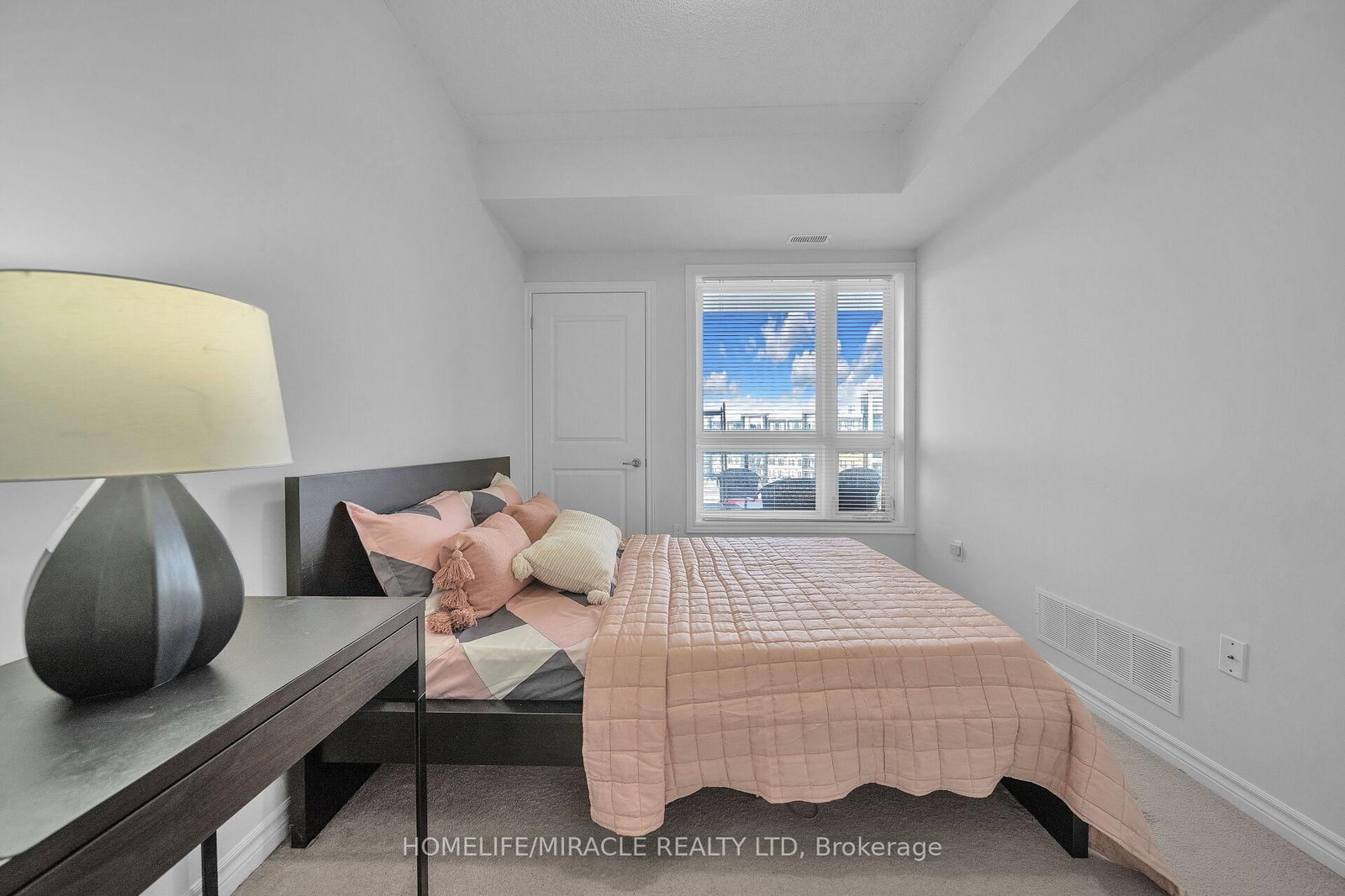 Condo for sale at 420-640 Sauve Street, Milton, Ontario, L9T 9A7 - Beaty - MLS: W12741018