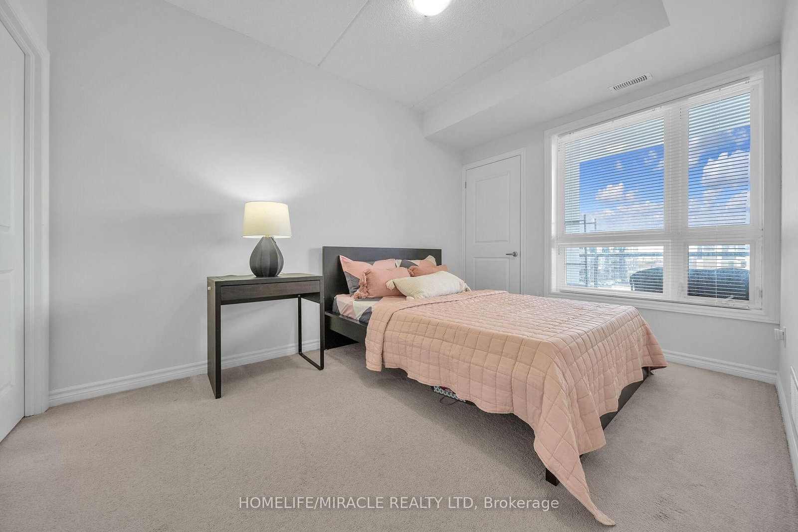 Condo for sale at 420-640 Sauve Street, Milton, Ontario, L9T 9A7 - Beaty - MLS: W12741018