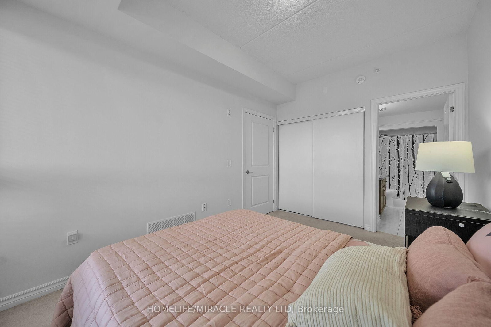 Condo for sale at 420-640 Sauve Street, Milton, Ontario, L9T 9A7 - Beaty - MLS: W12741018