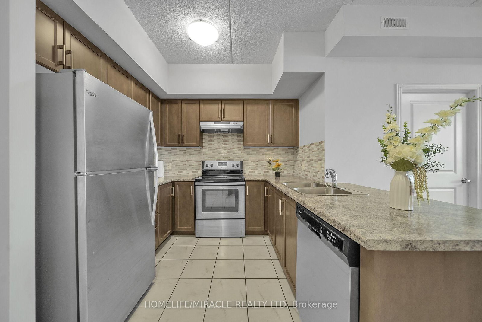 Condo for sale at 420-640 Sauve Street, Milton, Ontario, L9T 9A7 - Beaty - MLS: W12741018