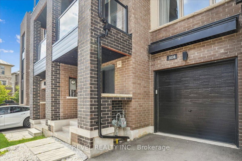 3038 Blacktusk Common, Oakville, L6H 7E3 | Image 3