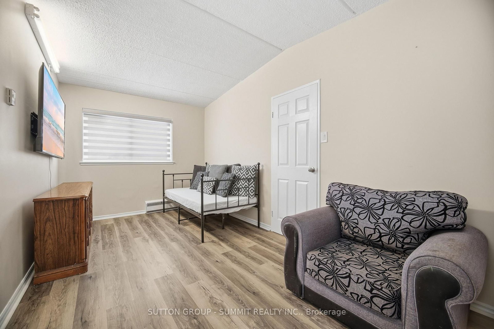 180 Mississauga Valley Boulevard, Unit 211 - Photo 21