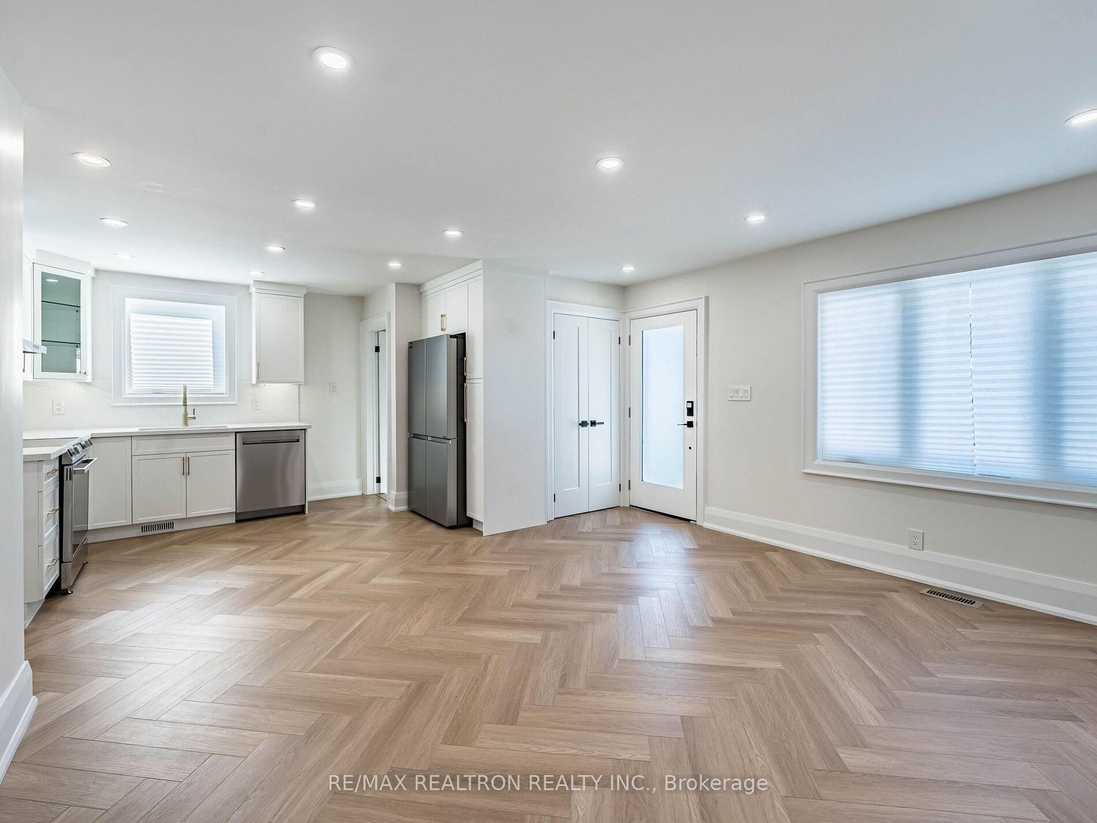 Detached House for lease at 363 Culford Road, Toronto, Ontario, M6L 2V8 - Maple Leaf - MLS: W12741720