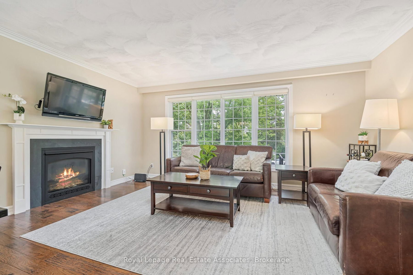 Detached House for sale at 112 Park Street, Halton Hills, Ontario, L7G 2V4 - Glen Williams - MLS: W12741730