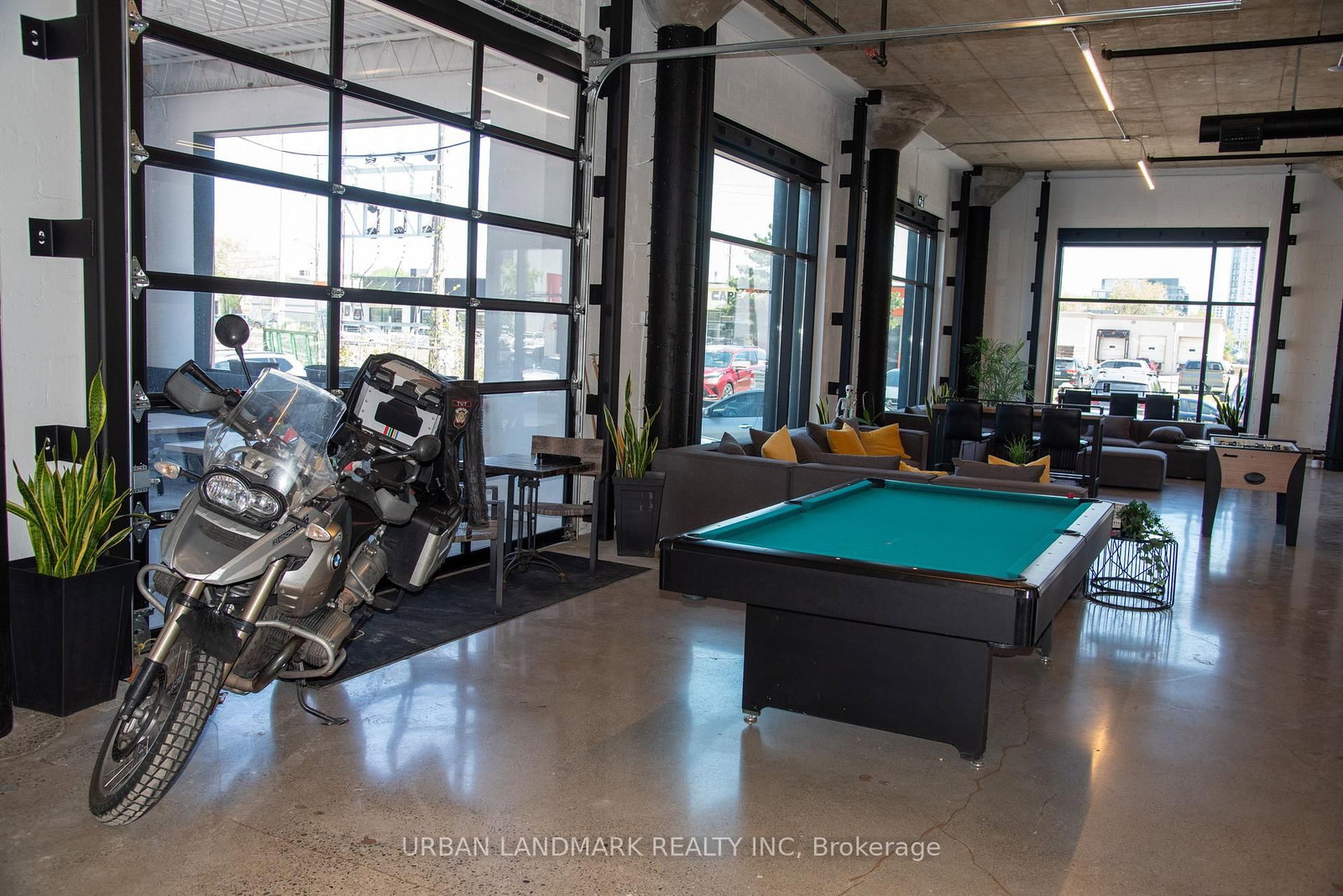 1377 The Queensway, Unit 300 - Photo 10