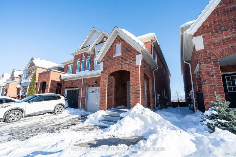 408 Bessborough Dr, Milton, L9T 8P8 | Image 2