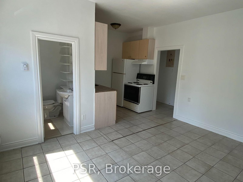 2 - 3110 Lake Shore Blvd W, Toronto, M8V 1L2 | Image 2