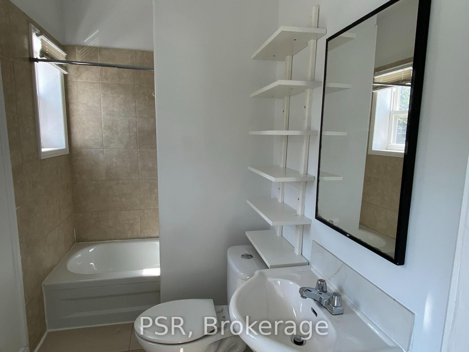 3110 Lake Shore Boulevard W, Unit 2 - Photo 8