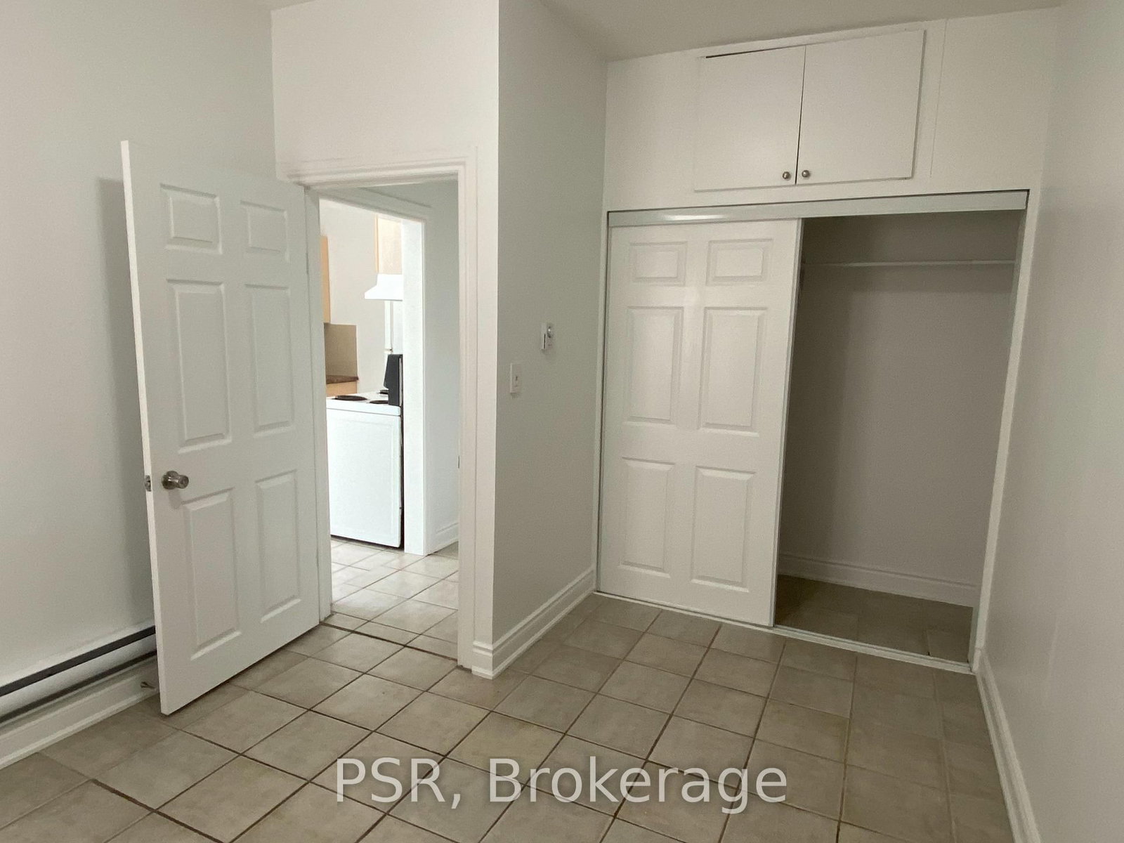 3110 Lake Shore Boulevard W, Unit 2 - Photo 9