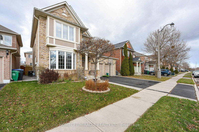 6 Mendoza Dr, Brampton, L7A 3M3 | Image 3