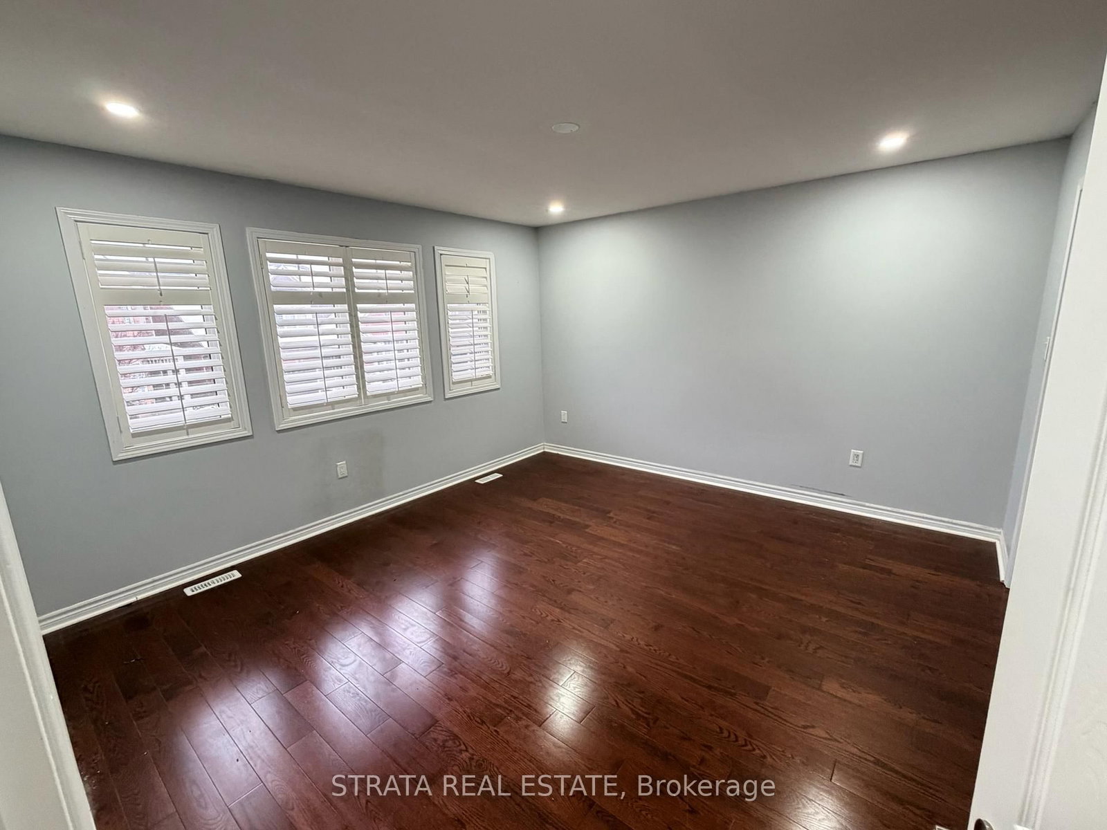 Detached House for sale at 358 Laundon Terrace, Milton, Ontario, L9T 7N9 - Scott - MLS: W12742942