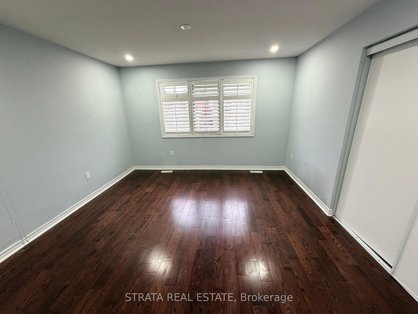 Detached House for sale at 358 Laundon Terrace, Milton, Ontario, L9T 7N9 - Scott - MLS: W12742942