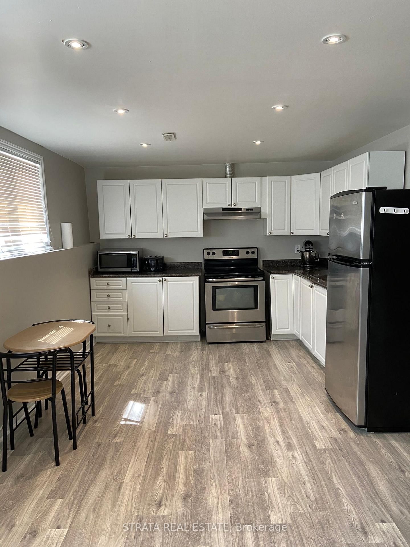 Detached House for sale at 358 Laundon Terrace, Milton, Ontario, L9T 7N9 - Scott - MLS: W12742942