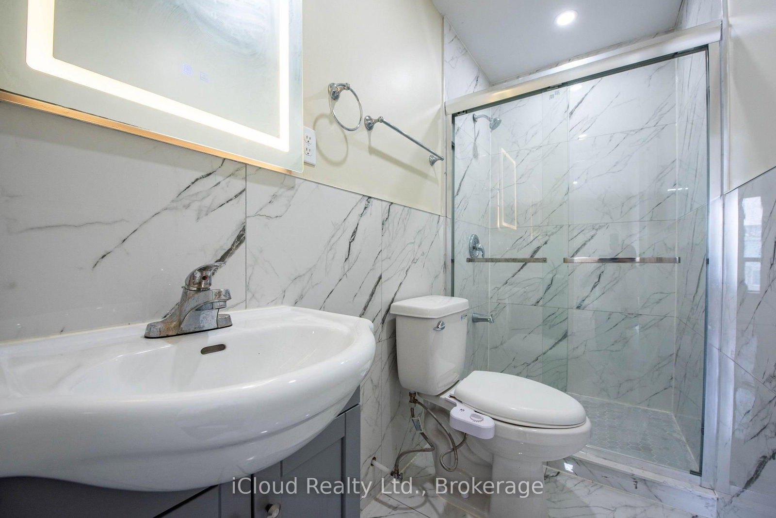 Semi-Detached House for sale at 82 Griselda Crescent, Brampton, Ontario, L6S 1M3 - Northgate - MLS: W12743066