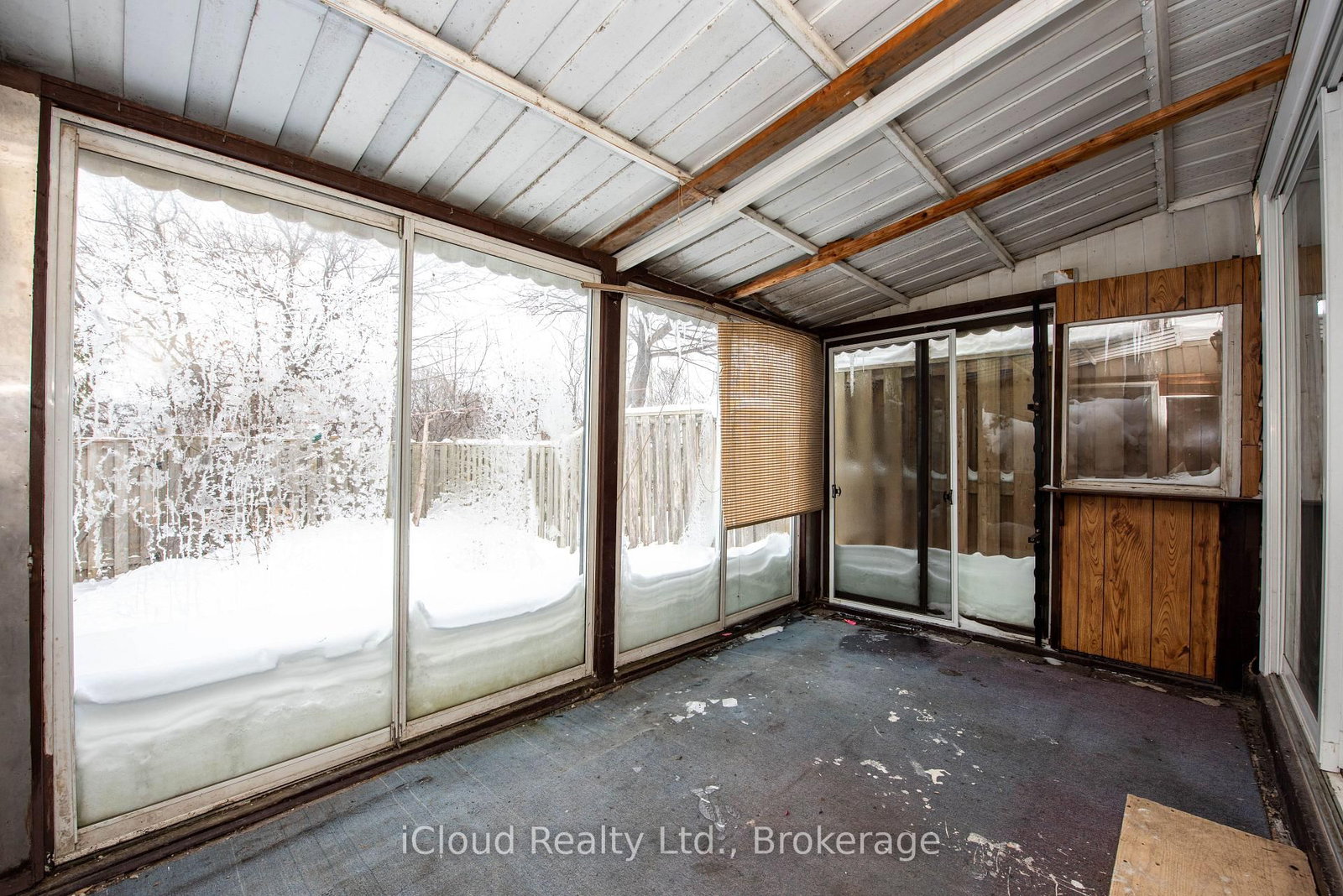 Semi-Detached House for sale at 82 Griselda Crescent, Brampton, Ontario, L6S 1M3 - Northgate - MLS: W12743066