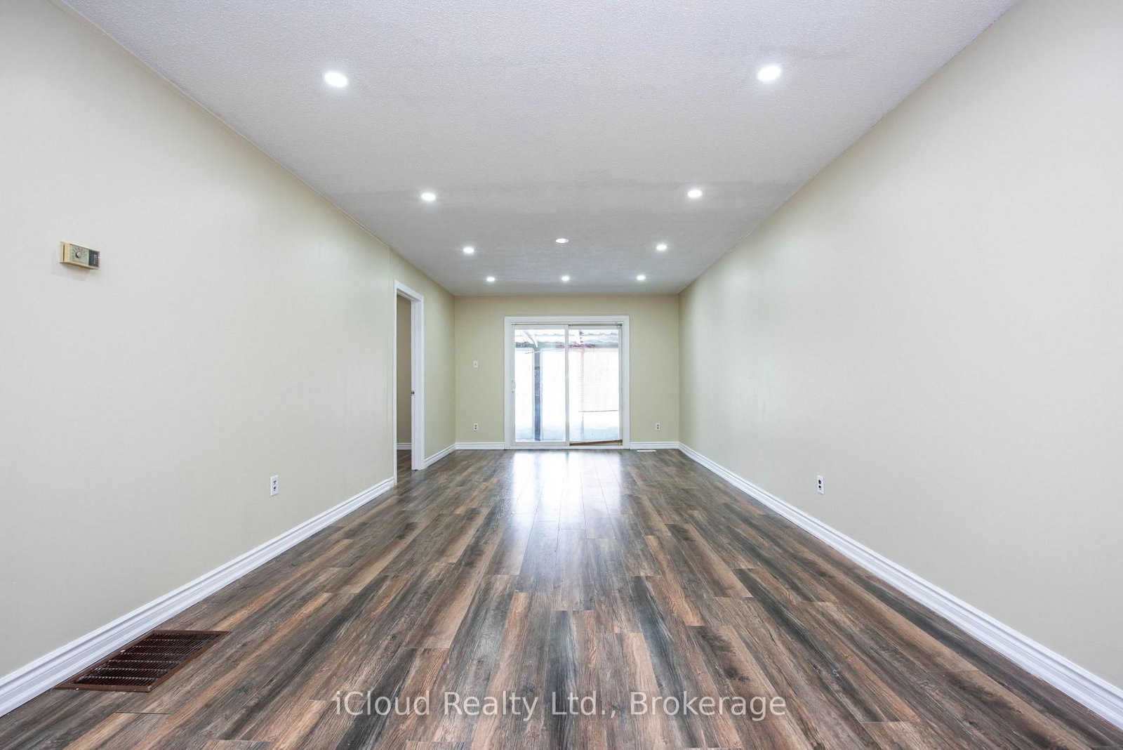 Semi-Detached House for sale at 82 Griselda Crescent, Brampton, Ontario, L6S 1M3 - Northgate - MLS: W12743066