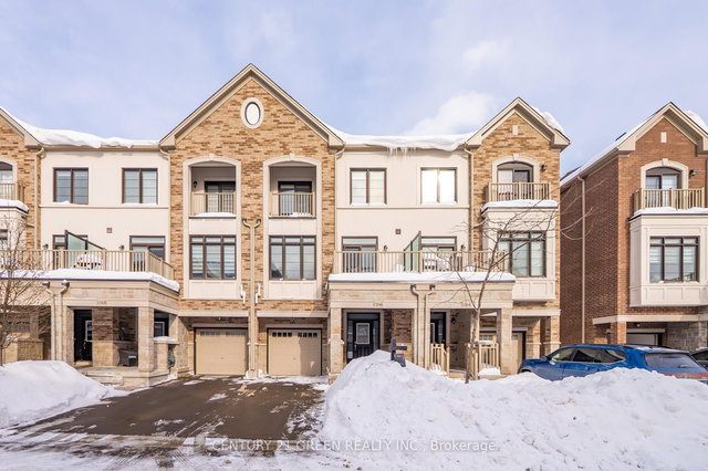 1166 Lloyd Landing Drive E