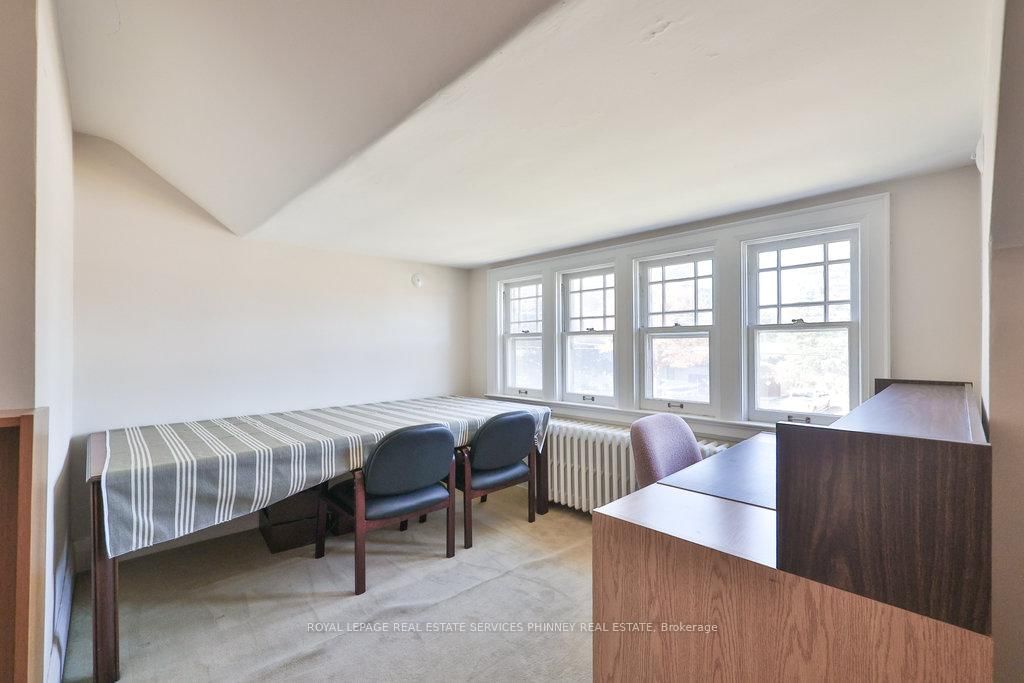 160 King Street E - Photo 33