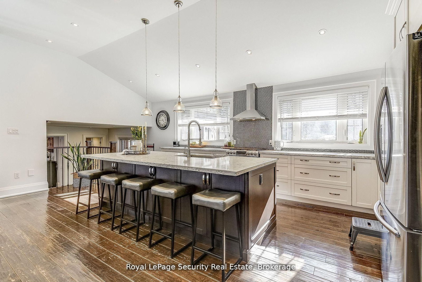 Detached House for sale at 11310 Trafalgar Road, Halton Hills, Ontario, L7G 4S5 - Stewarttown - MLS: W12743948