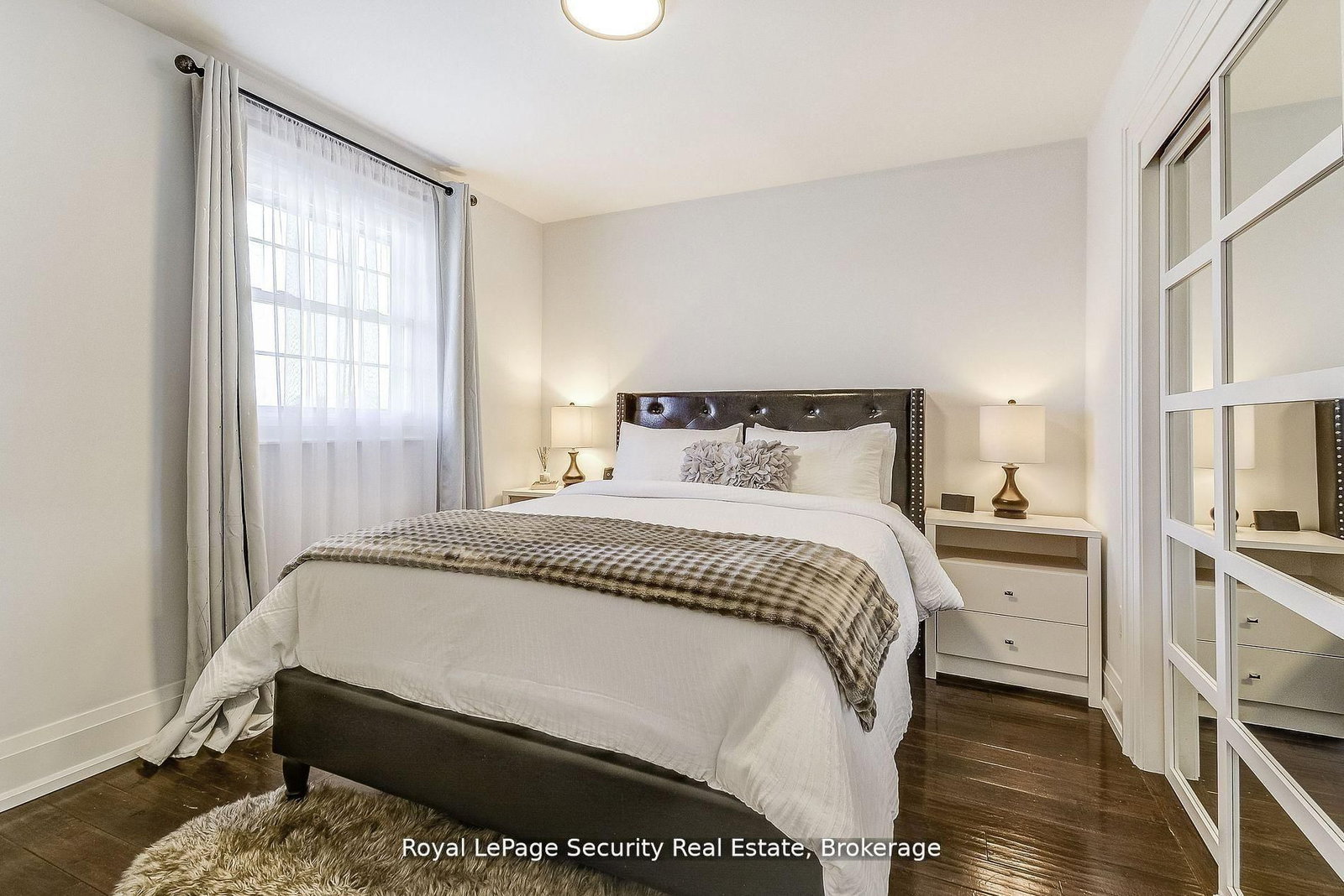 Detached House for sale at 11310 Trafalgar Road, Halton Hills, Ontario, L7G 4S5 - Stewarttown - MLS: W12743948