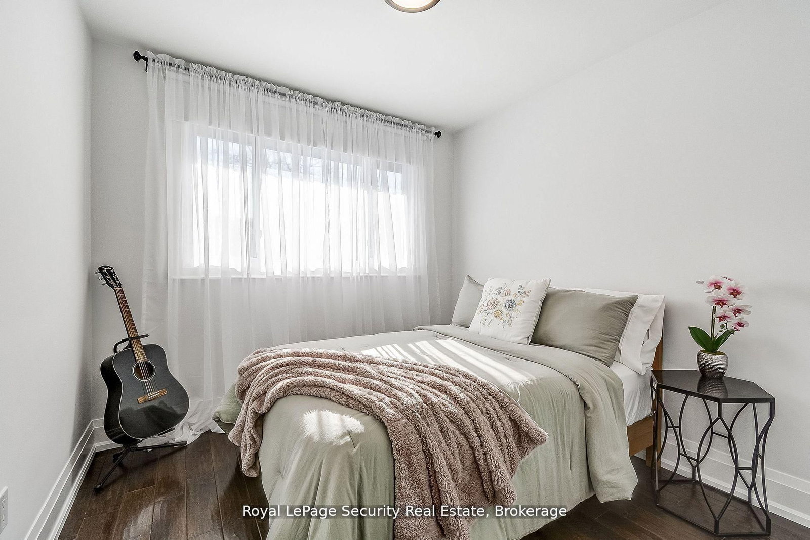 Detached House for sale at 11310 Trafalgar Road, Halton Hills, Ontario, L7G 4S5 - Stewarttown - MLS: W12743948