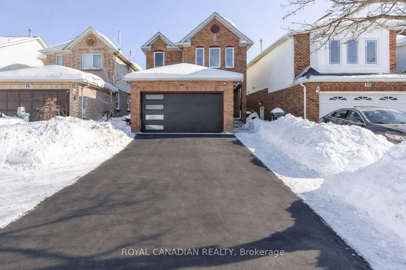 17 Trammell Lane, Brampton, L6Y 4J3 | Image 2