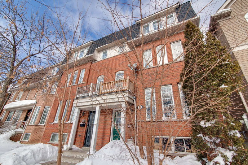 2162 St Clair Ave W, Toronto, M6N 5C1 | Image 2