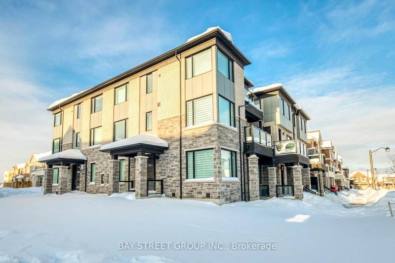 3049 Merrick Rd, Oakville, L6H 7G1 | Image 2