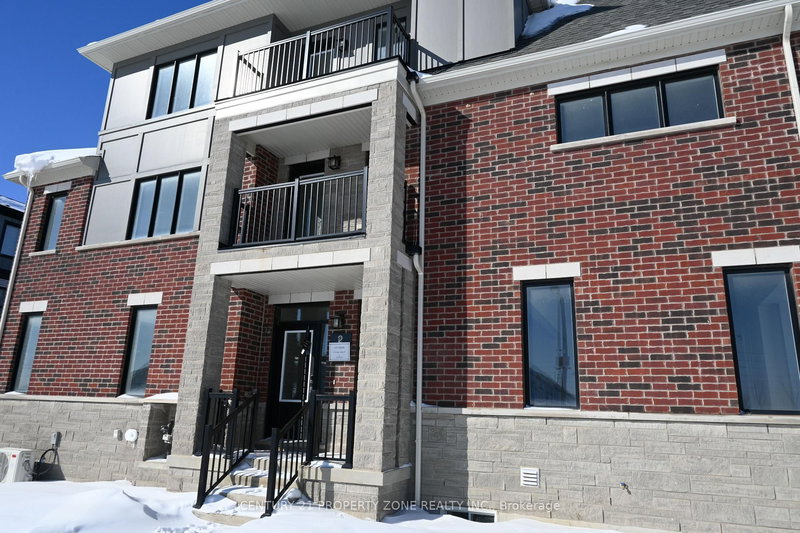 Lower - 2 Timber fall Dr, Brampton, L7A 5L9 | Image 3