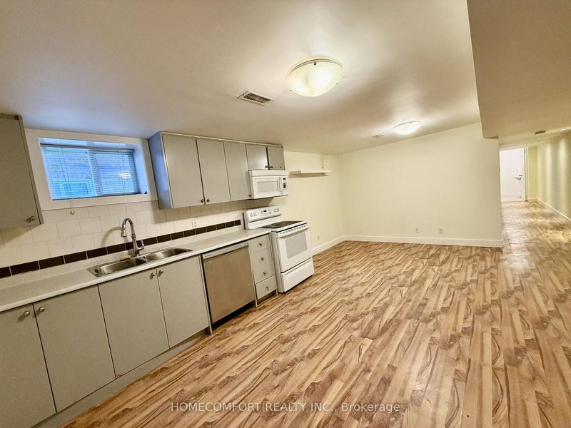 Lower - 178 Rosemount Ave, Toronto, M6H 2M9 | Image 3