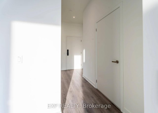 2206 - 28 Ann Street