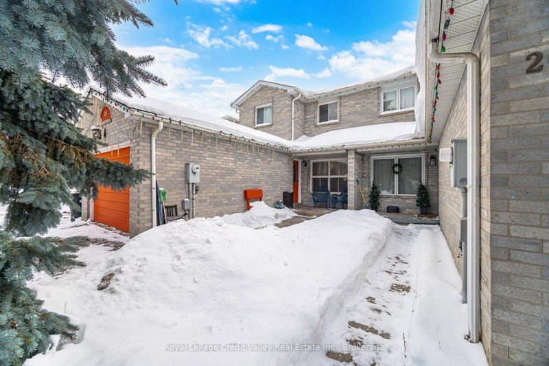 18 Silverstream Rd, Brampton, L6Z 3W5 | Image 3