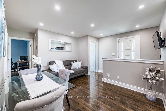 Detached House for sale at 107 Martha Street, Caledon, Ontario, L7E 4X5 - Bolton West - MLS: W12747308