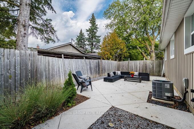 Detached House for sale at 107 Martha Street, Caledon, Ontario, L7E 4X5 - Bolton West - MLS: W12747308