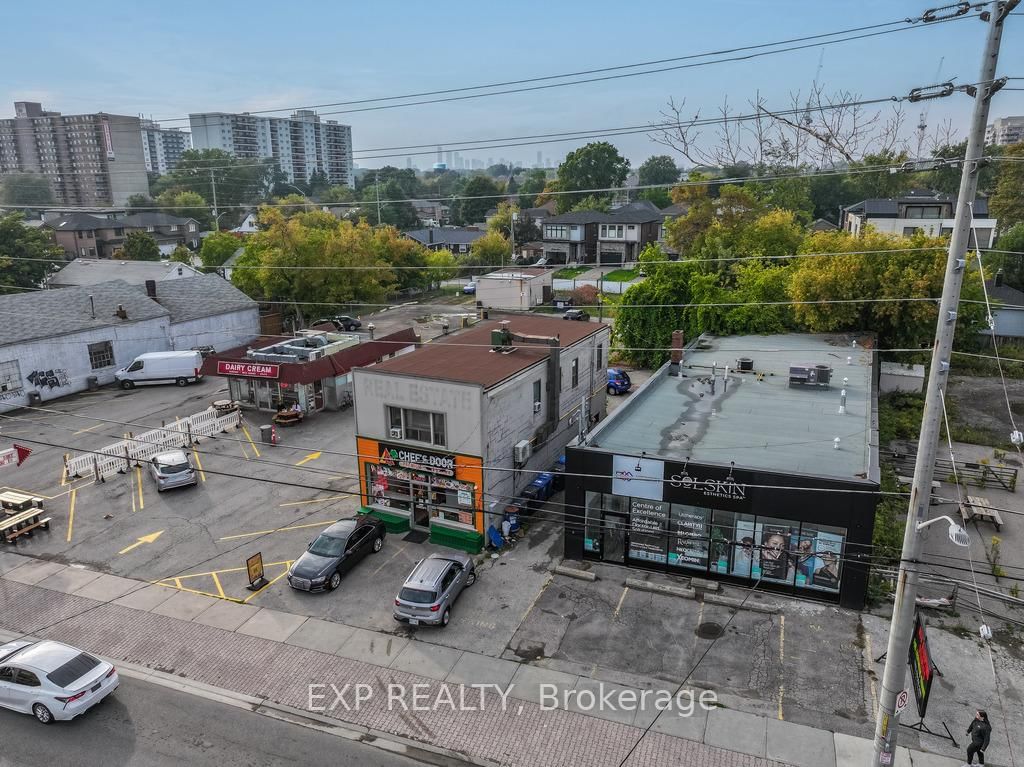 723 Lakeshore Road E - Photo 4